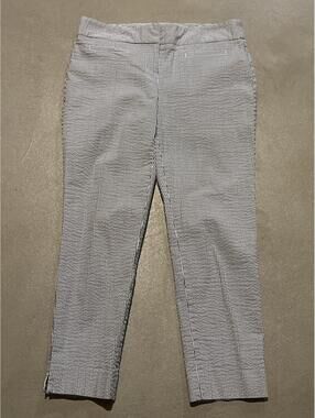 Ann Taylor Blue & White Seersucker Striped Cropped Pants